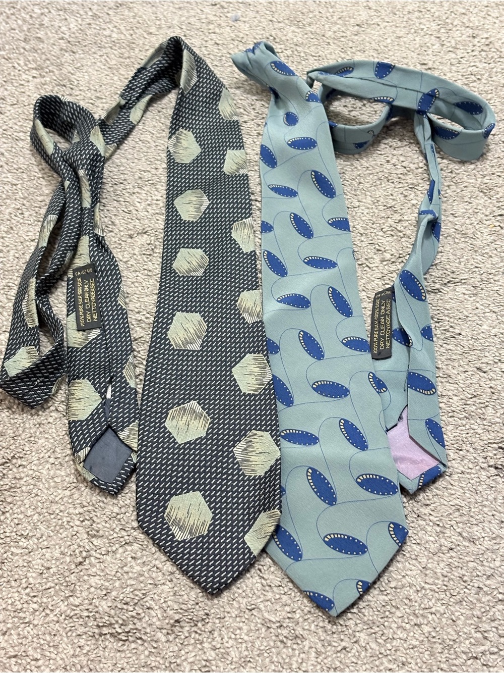 Vintage Giorgio Armani Silk Patterned Men's Ties